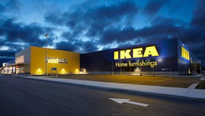 Покупатели в IKEA создали вирусное видео