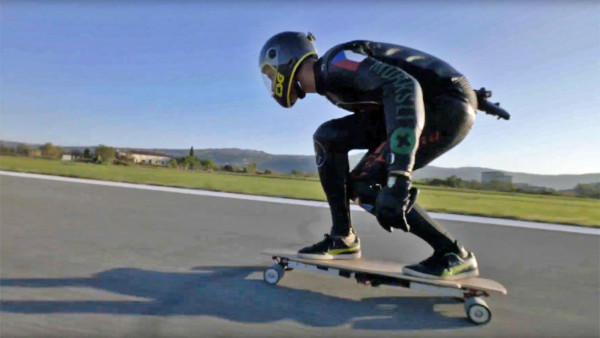 electric-skateboard-guinness-world-record-ed
