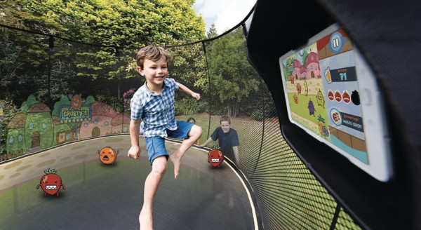 tgoma-1-trampoline-table-outdoor-digital-gaming